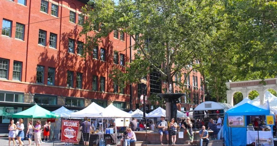 A Slow Weekend in Portland: Coffee, Parks & Local Spots