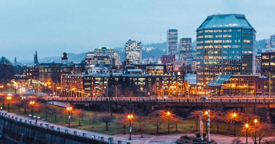 A Slow Weekend in Portland: Coffee, Parks, and Local Spots